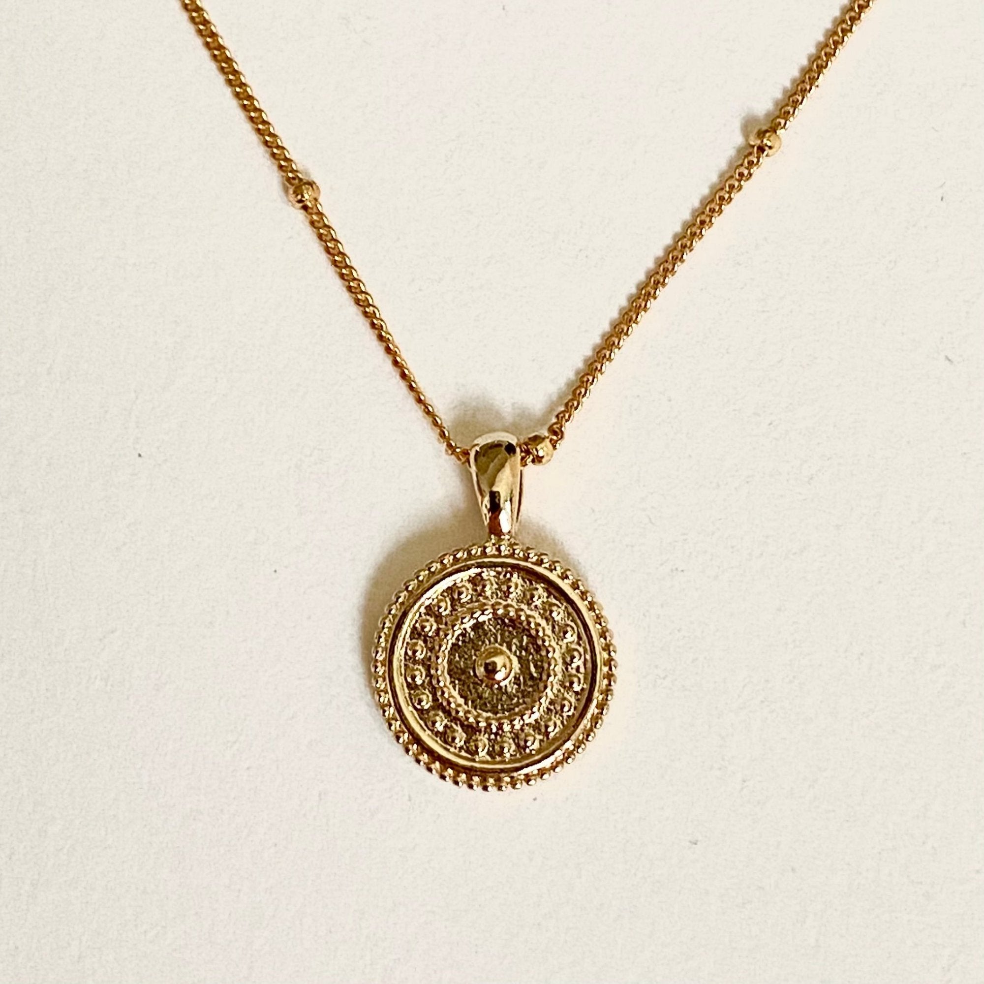 Collier CB40 012