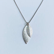 Collier CB50 035