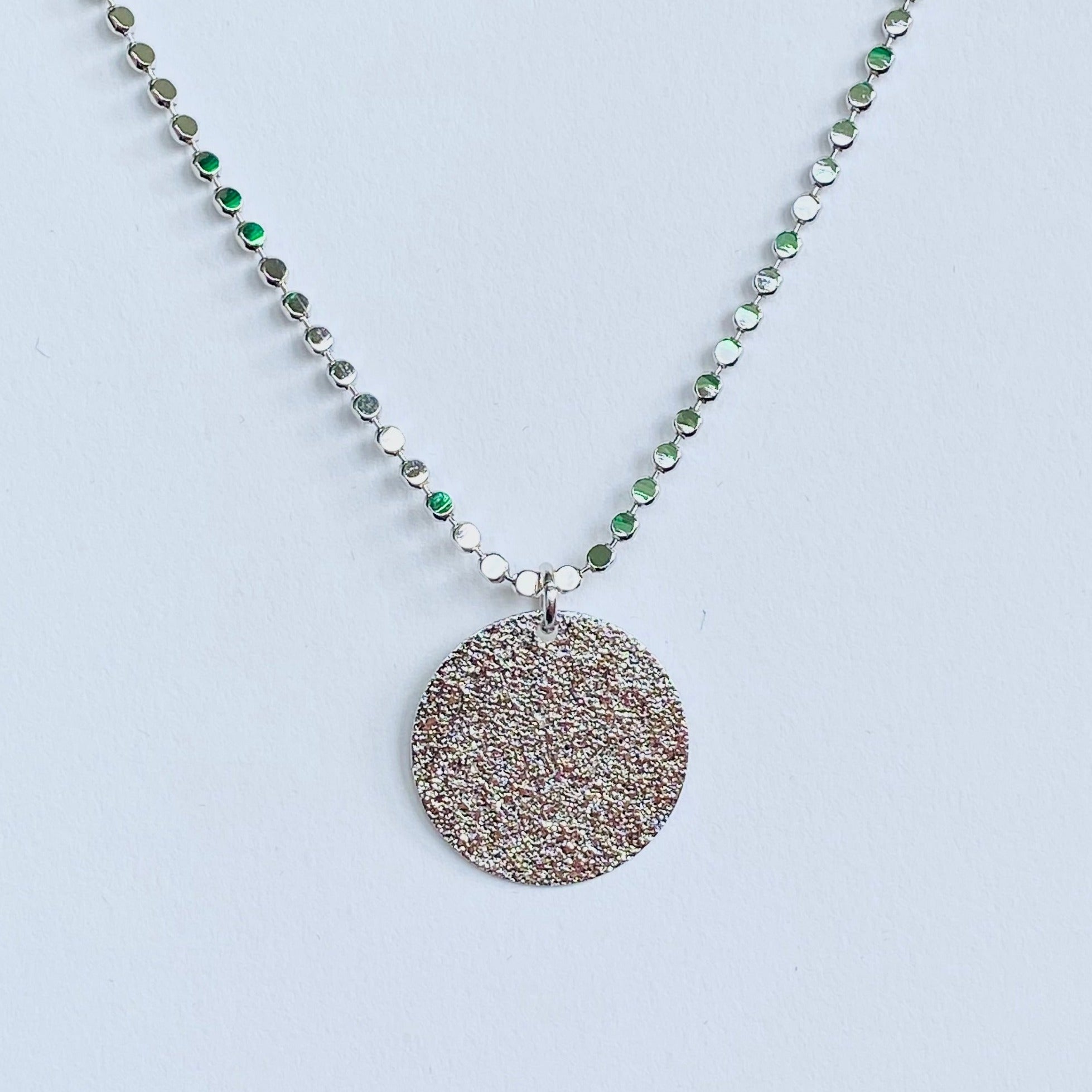 Collier CB 006
