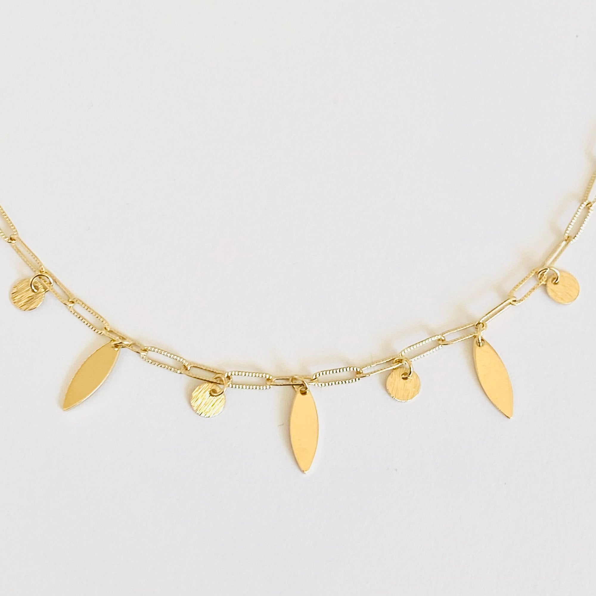Collier CB 032