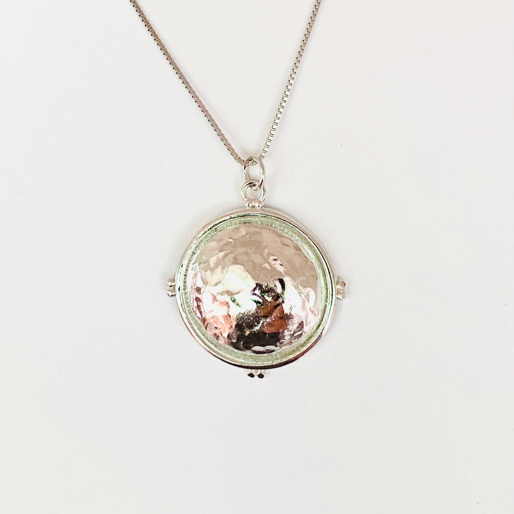 Collier CB50 031
